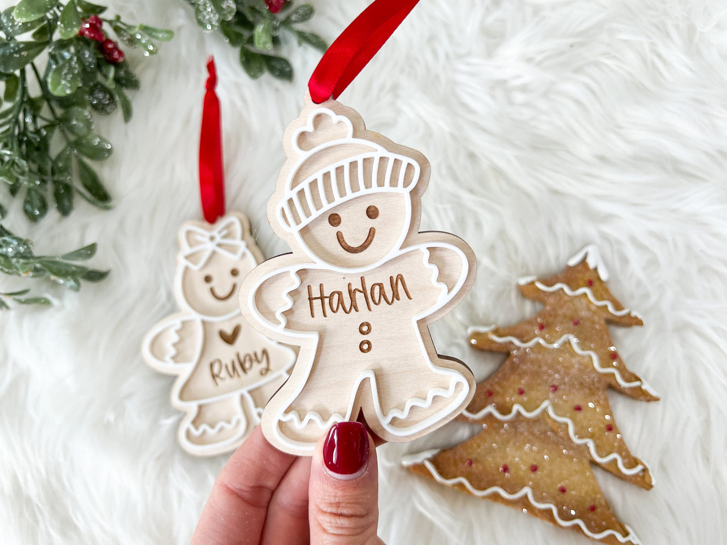 Gingerbread Ornament with Kids Name, Personalized Family Christmas Ornament, Boy Girl Personalized Gingerbread Tag, Custom Wooden Ornament