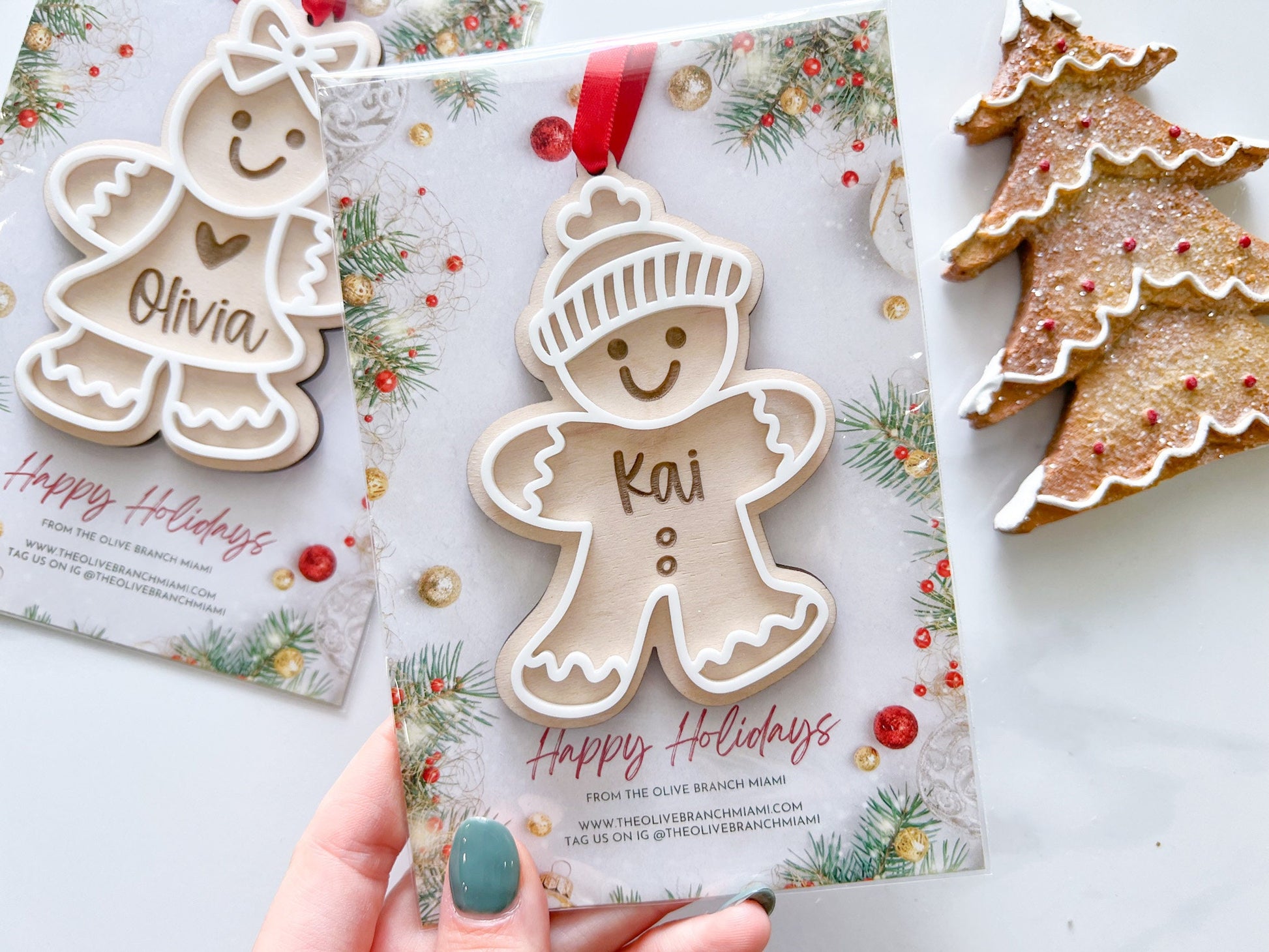 Gingerbread Ornament with Kids Name, Personalized Family Christmas Ornament, Boy Girl Personalized Gingerbread Tag, Custom Wooden Ornament