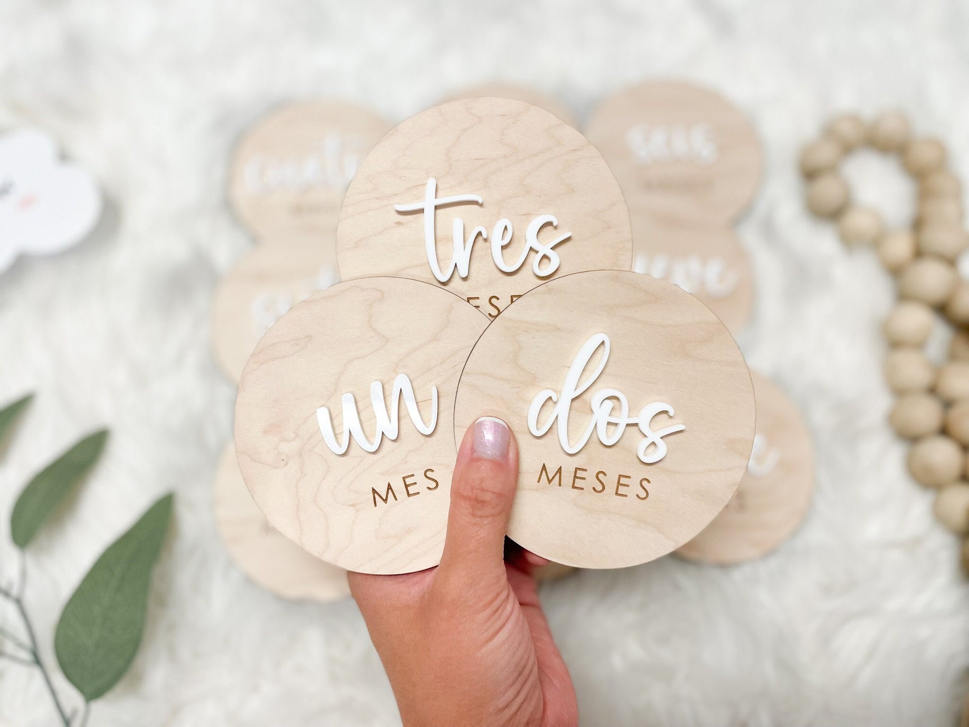Spanish Monthly Milestone Marker, Baby Month Photo Sign, Monthly Wooden Milestone Discs, Baby Shower Gift, Espanol Baby Milestone Acrylic