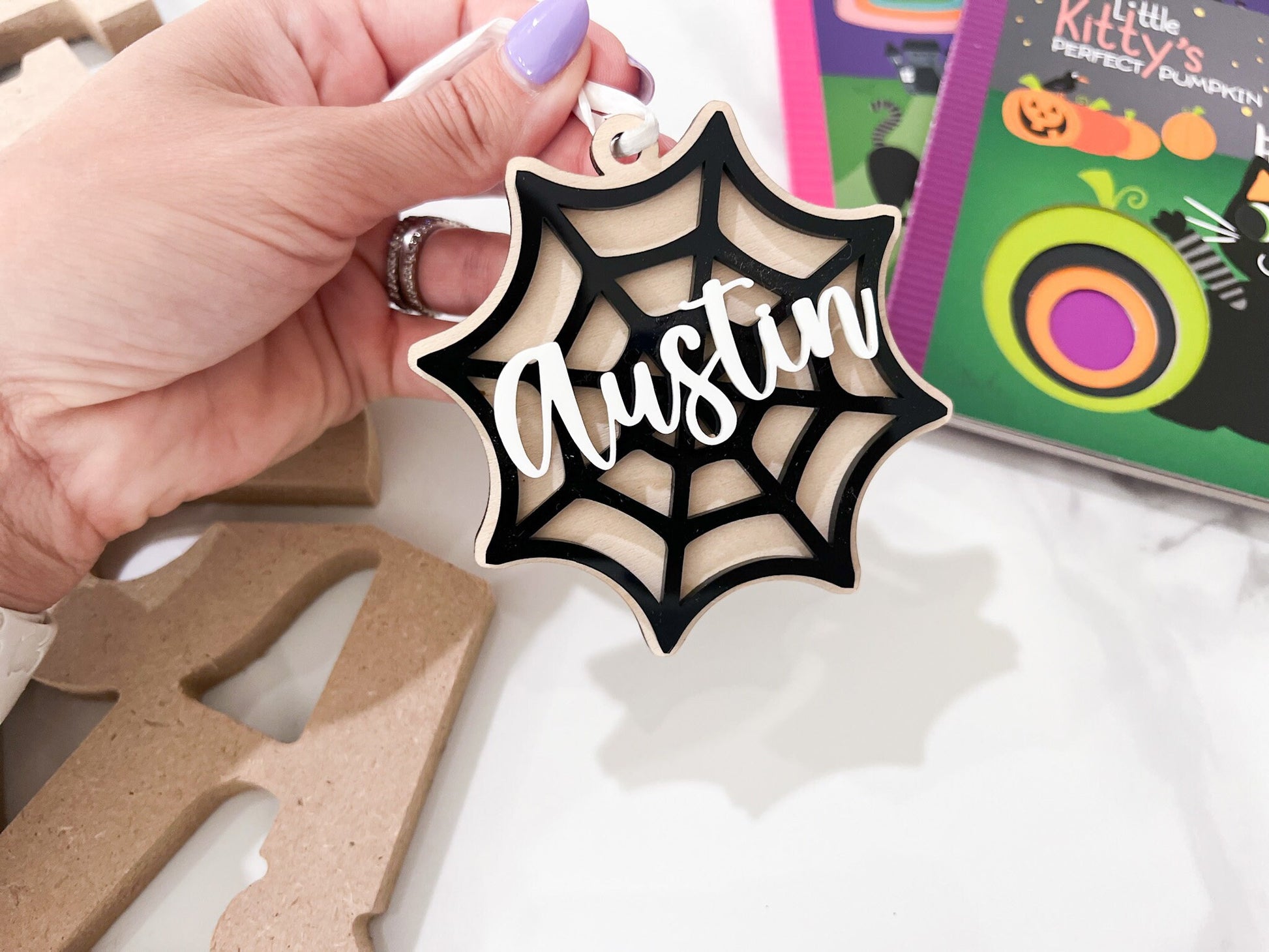 Halloween Name Tags, Ghost Candy Basket Tag, Custom Name for Kids Trick Or Treat Bucket, Ghost Daisy Boo Basket Tag