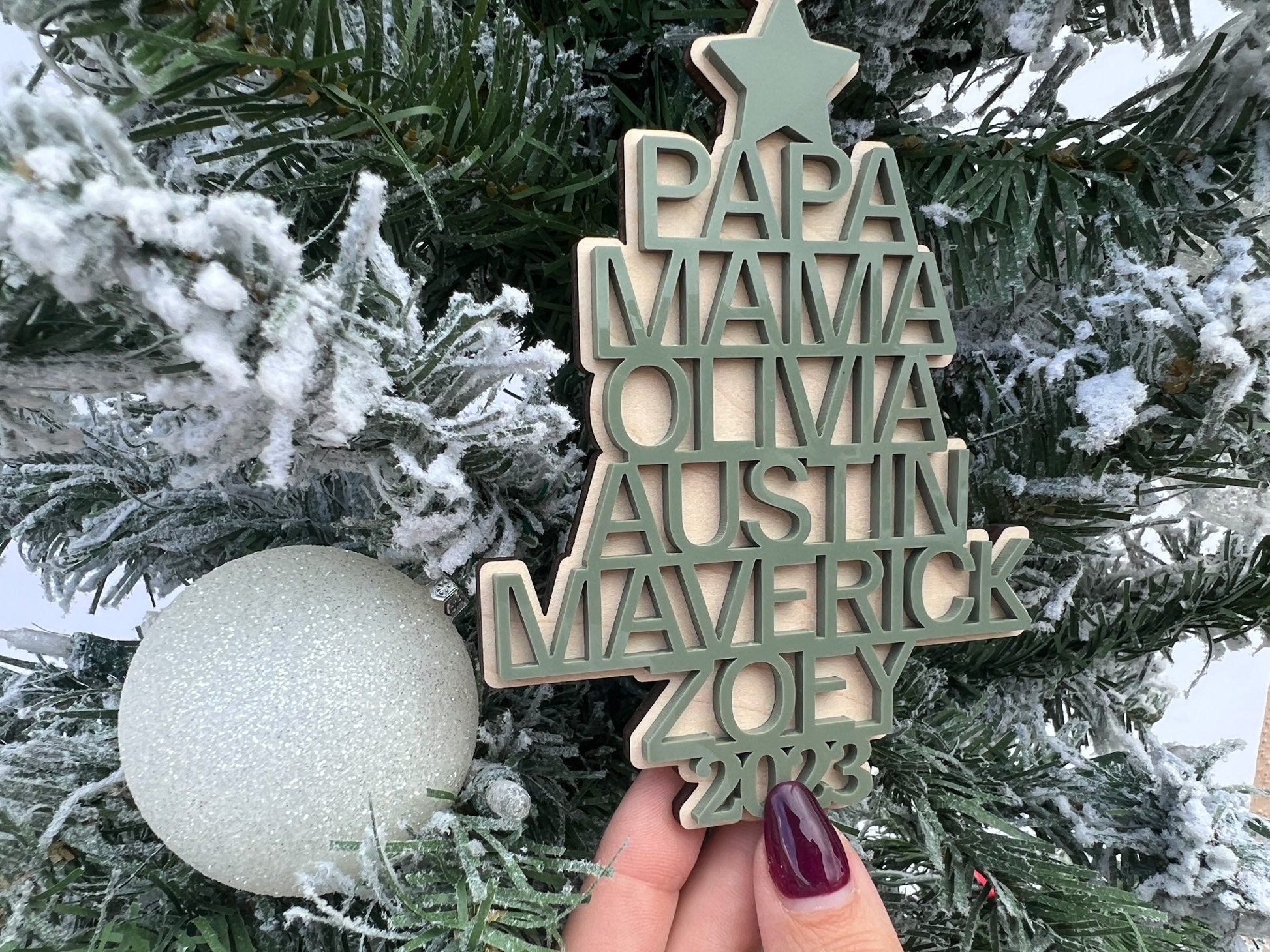 Family Christmas Ornament, Family Tree Ornament, Christmas Tree Ornament with Family Names, Personalized Christmas Tree Name Ornament 2024