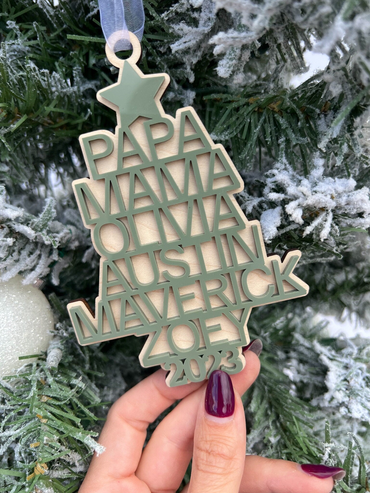 Family Christmas Ornament, Family Tree Ornament, Christmas Tree Ornament with Family Names, Personalized Christmas Tree Name Ornament 2024