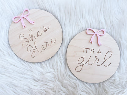 It's a Girl Hospital Sign, Gender Announcement, She's Here Hospital Gender Reveal, It's a Girl Sign for Hospital, Girly Bow Hospital Sign