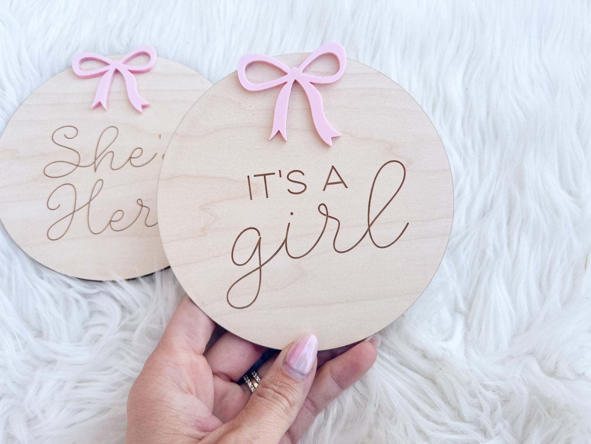 It's a Girl Hospital Sign, Gender Announcement, She's Here Hospital Gender Reveal, It's a Girl Sign for Hospital, Girly Bow Hospital Sign