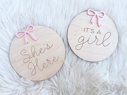 It's a Girl Hospital Sign, Gender Announcement, She's Here Hospital Gender Reveal, It's a Girl Sign for Hospital, Girly Bow Hospital Sign