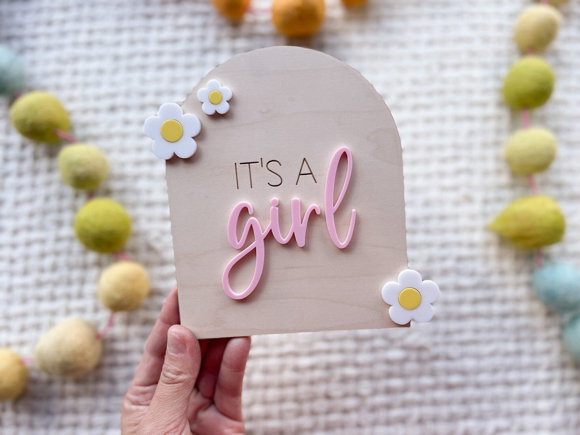 It's a Girl Gender Baby Sign For Hospital, She's Here Gender Reveal, It's a Girl Sign for Hospital, Daisy Flower Hospital Announcement Sign