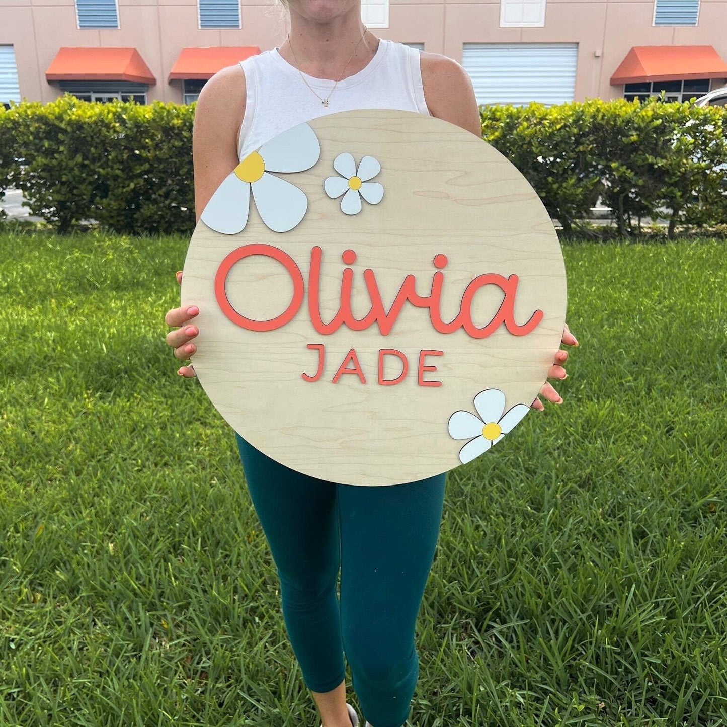 Round Wood Nursery Name Sign, Floral Above Crib Name Sign, 3D Custom Name Sign, Baby Shower Gift, Baby Name Reveal, Girl Daisy Nursery Theme