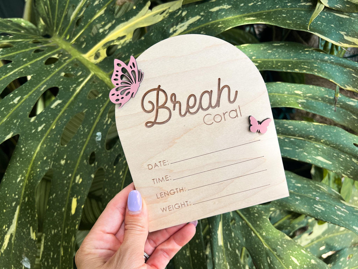 Baby Announcement Name Sign for Hospital with Butterflies, Birth Announcement Sign for Newborn Sign for Girl, Keepsake Gift for Newborn