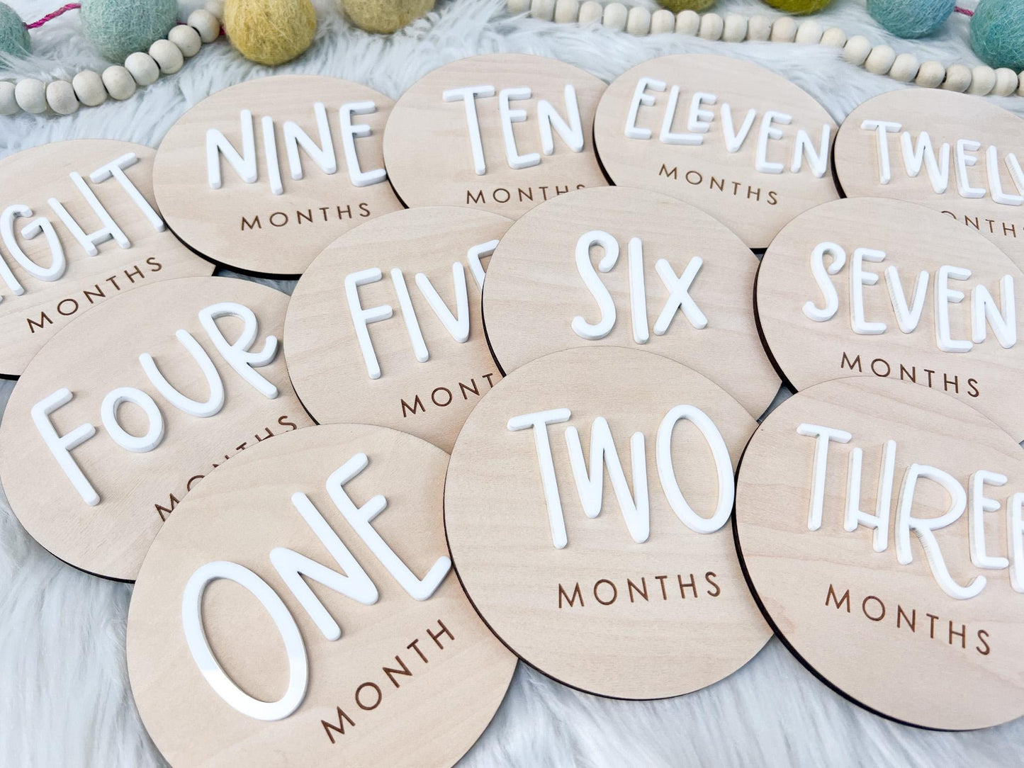 Baby Milestone Tracker, 1-12 Monthly Baby milestone cards, Monthly Wooden Milestone Discs, Personalized Month Signs Baby Acrylic Hello