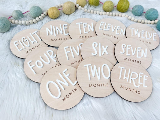 Baby Milestone Tracker, 1-12 Monthly Baby milestone cards, Monthly Wooden Milestone Discs, Personalized Month Signs Baby Acrylic Hello