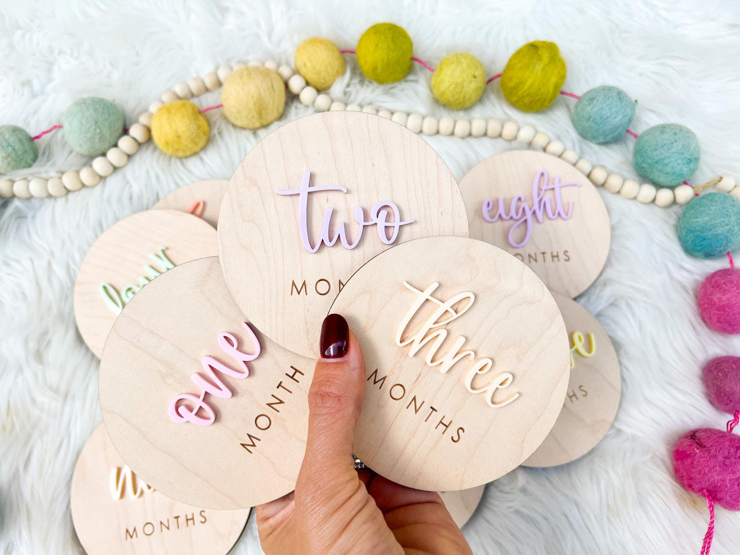 Baby Monthly Milestone Discs, Monthly Baby Tracker for Baby Girl, Monthly Photo Discs, Colorful 1-12 Month Signs Baby Acrylic