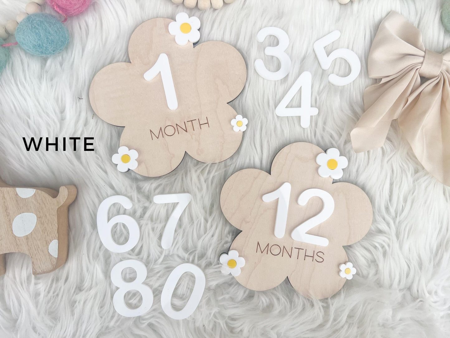 Baby Monthly Daisy Milestone Marker, Interchangeable Flower Monthly Milestone Cards, Gift for Baby Shower Gift, Newborn Photo Prop for girls