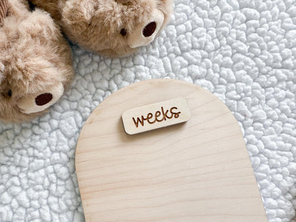Baby Countdown Sign, Weeks until Baby Arrives, Days until Baby Coming Soon, Custom Baby Arriving Soon Sign, Due Date Tracker, Pregnancy Gift