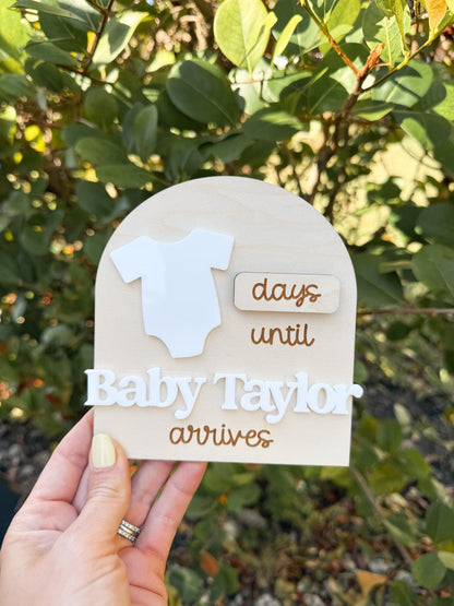 Baby Countdown Sign, Weeks until Baby Arrives, Days until Baby Coming Soon, Custom Baby Arriving Soon Sign, Due Date Tracker, Pregnancy Gift