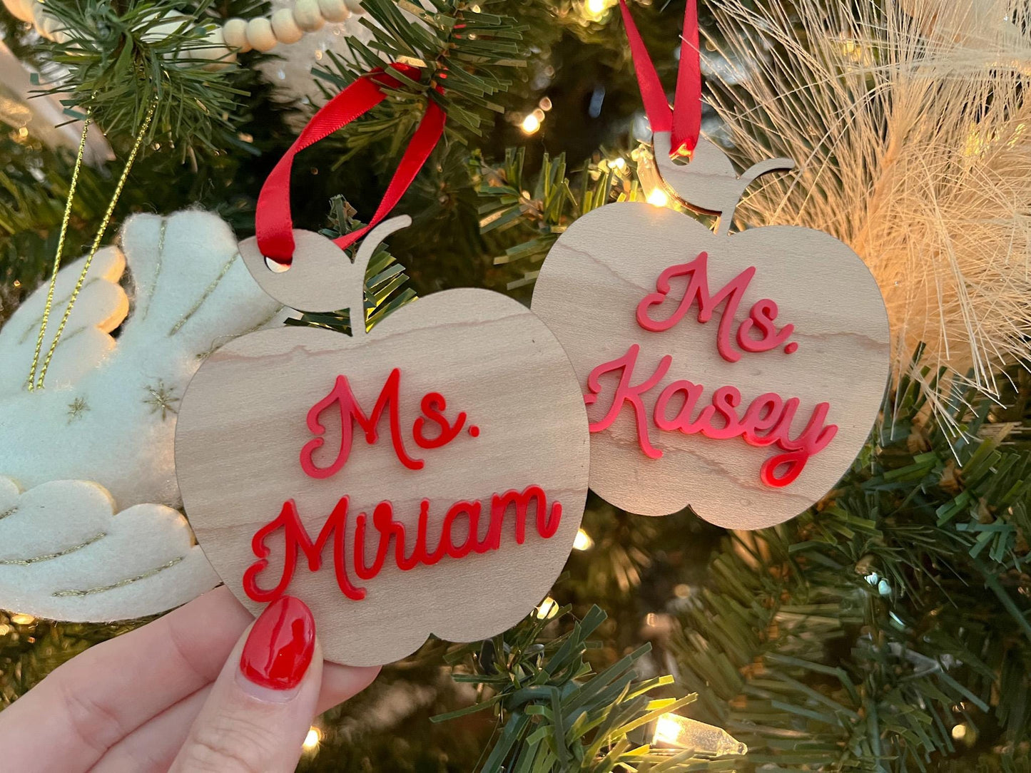 Teacher Gift Tag, Personalized Teacher Christmas Ornament, Teacher Apple Ornament, Appreciation Gift, Thank You for Helping Me Grow 2025