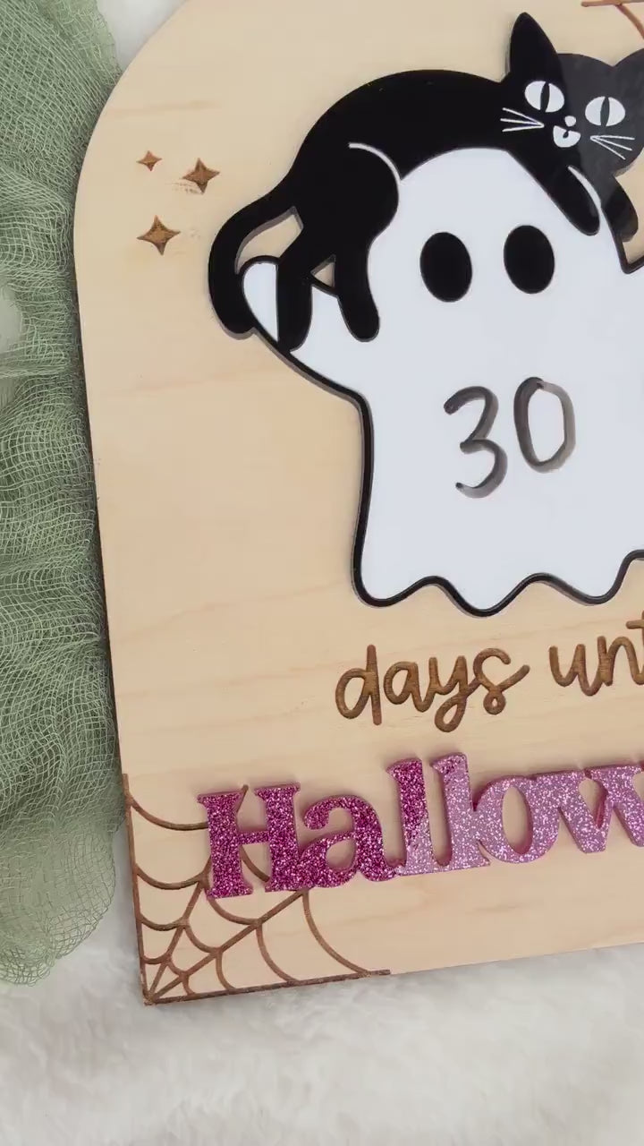 Halloween Countdown Sign, Days till Halloween Board, Dry Erase Countdown to Halloween Sign For Kids, Cute Ghost Decor for Kids Room